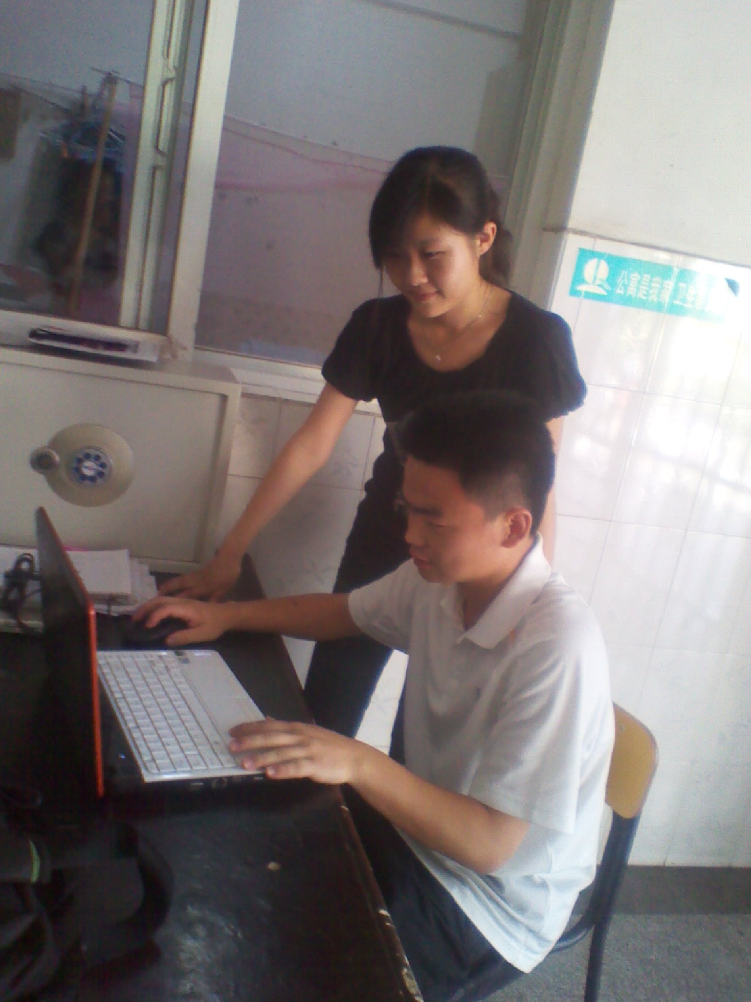 电脑爱好者协会 - 免费维修电脑